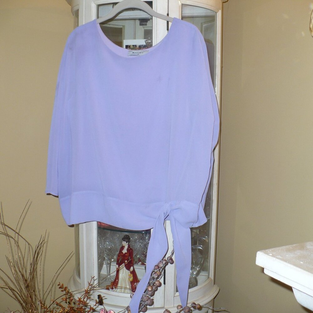 BRIAN BAILEY LAVENDER CIFFON TOP